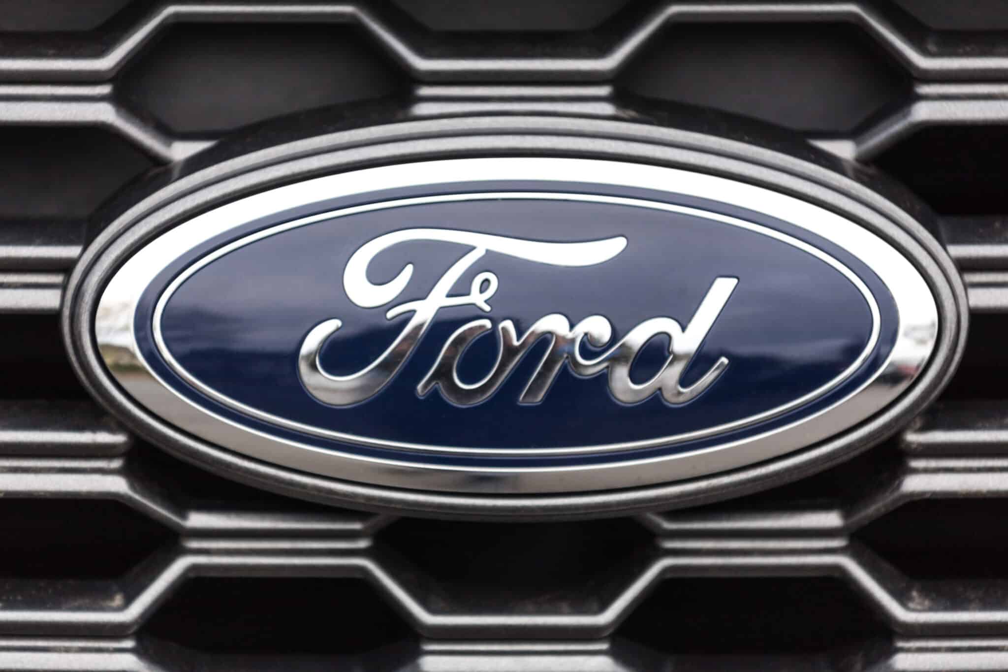 Ford vede auto online